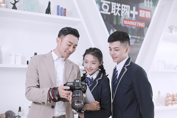 快看！這里有一份適合女生的<a href=http://njxh.cn target=_blank class=infotextkey>專業(yè)</a>排名
