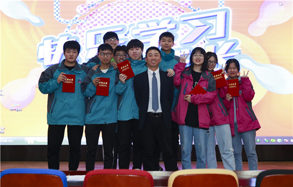 2019秋季新生階段課程結(jié)課答辯分享會(huì)圓滿落幕！