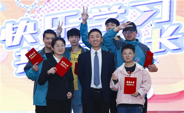 2019秋季新生階段課程結(jié)課答辯分享會(huì)圓滿落幕！