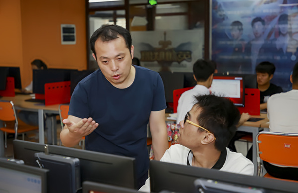 如何看待電商<a href=http://njxh.cn target=_blank class=infotextkey>專業(yè)</a>的發(fā)展前景？
