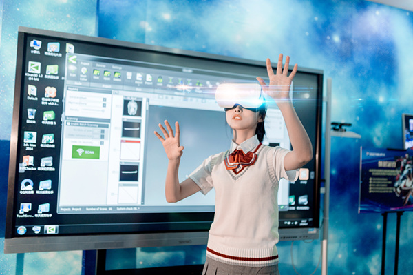 初<a href=http://njxh.cn target=_blank class=infotextkey>高中</a>女生成績不理想，可以學(xué)什么技術(shù)？