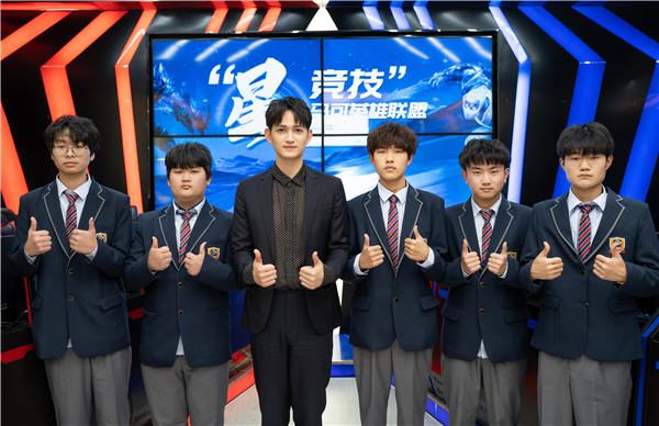 馬可來新華重拾校園生活，青春“競”是精彩！