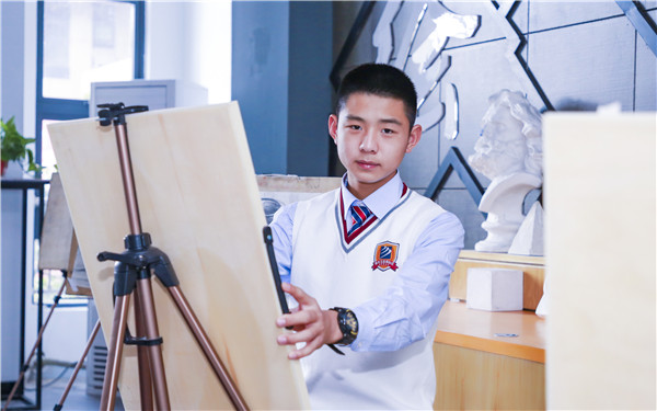 南京新華數(shù)碼文創(chuàng)藝術(shù)設(shè)計學院