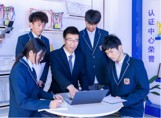 為熱愛而選擇，為選擇而執(zhí)著