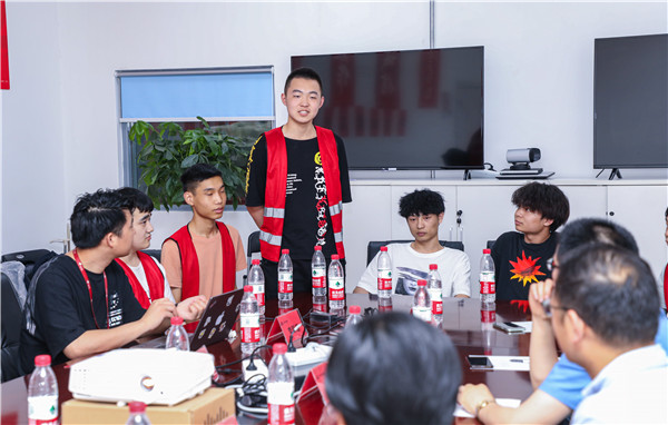 實習(xí)正當(dāng)時，慰問暖人心
