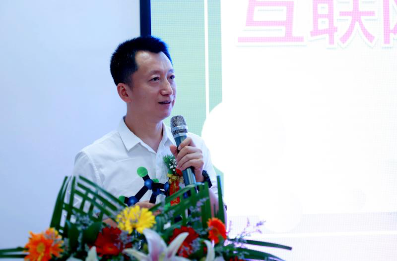 傳遞向上力量！新華電腦學(xué)校《老師來(lái)了》7月繼續(xù)開講！