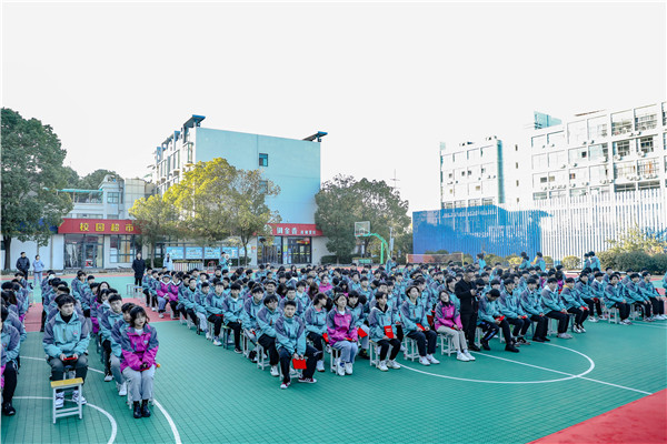 知行合一，榜樣力量 —南京新華2021年度學(xué)生工作總結(jié)暨表彰大會圓滿落幕！