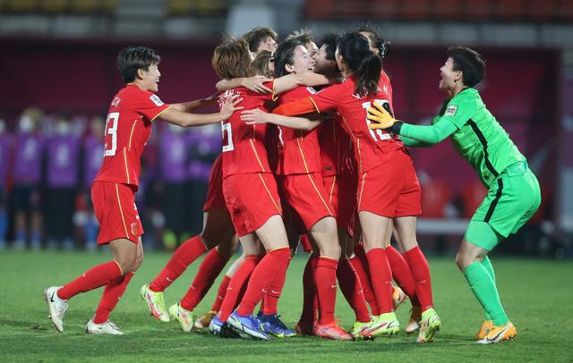 中國(guó)女足闖進(jìn)亞洲杯決賽，滿滿的女性力量!