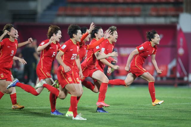 中國(guó)女足闖進(jìn)亞洲杯決賽，滿滿的女性力量!