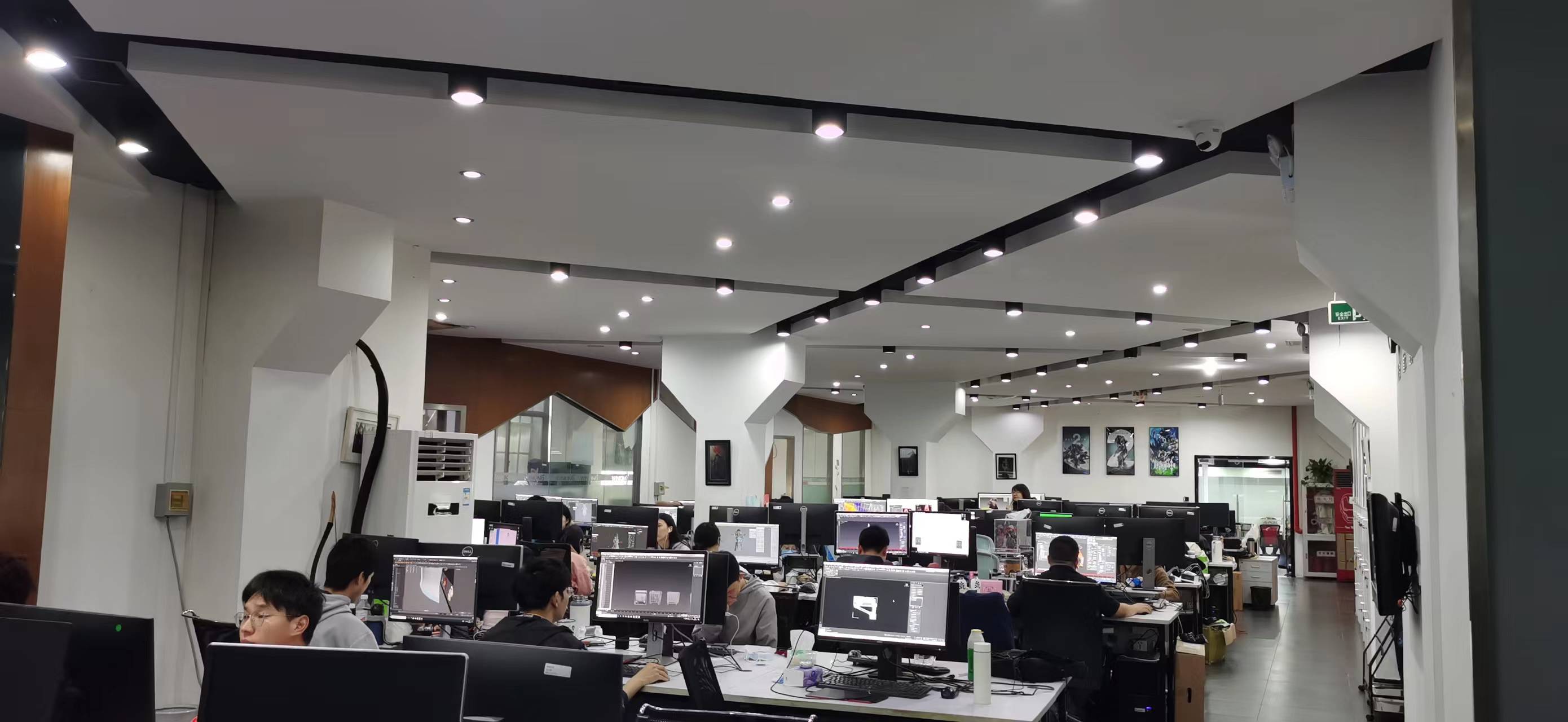 就業(yè)回訪有保障，南京新華在行動