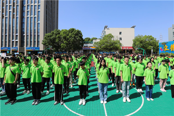 新生力量 向上成長(zhǎng)|南京新華2022年秋季新生職業(yè)素質(zhì)拓展訓(xùn)練正式開營(yíng)！
